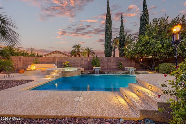 3311 W WALTER Way, Phoenix, AZ 85027
