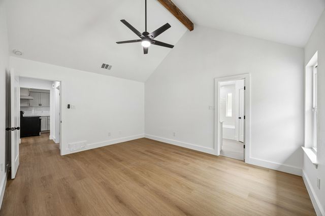200 Willow Ridge Road, Fort Worth, TX 76103