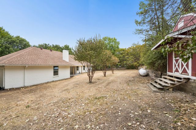 200 Willow Ridge Road, Fort Worth, TX 76103