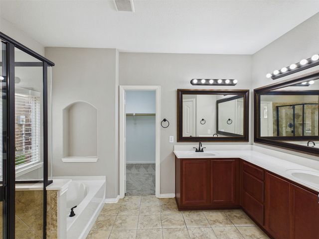 9304 Harrell Drive, Mckinney, TX 75072