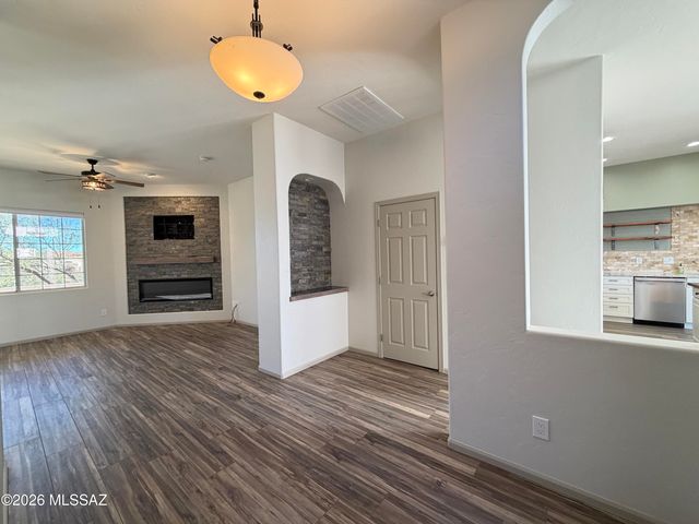 11065 N Lapis Court, Tucson, AZ 85737