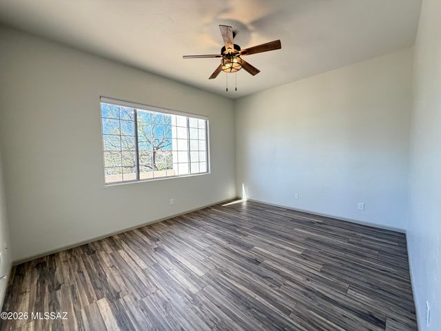 11065 N Lapis Court, Tucson, AZ 85737