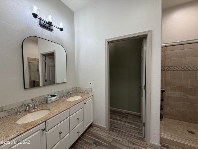 11065 N Lapis Court, Tucson, AZ 85737