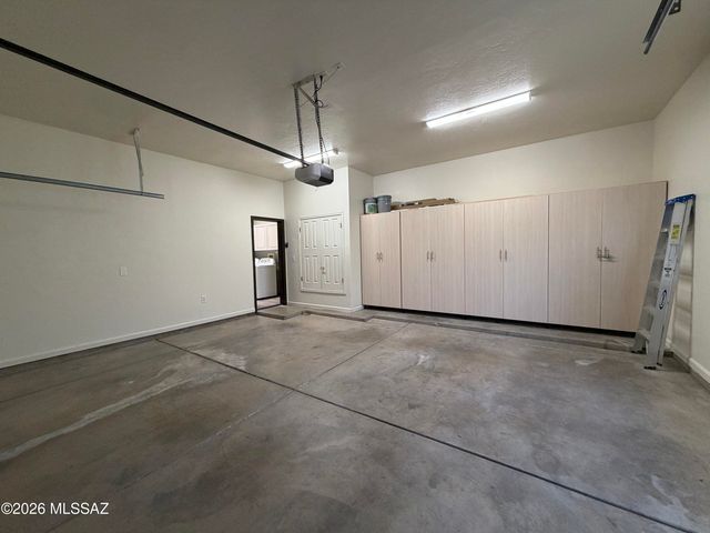 11065 N Lapis Court, Tucson, AZ 85737