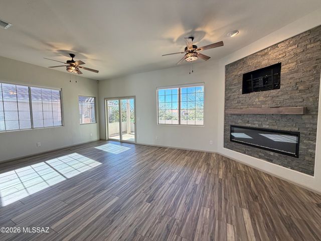 11065 N Lapis Court, Tucson, AZ 85737