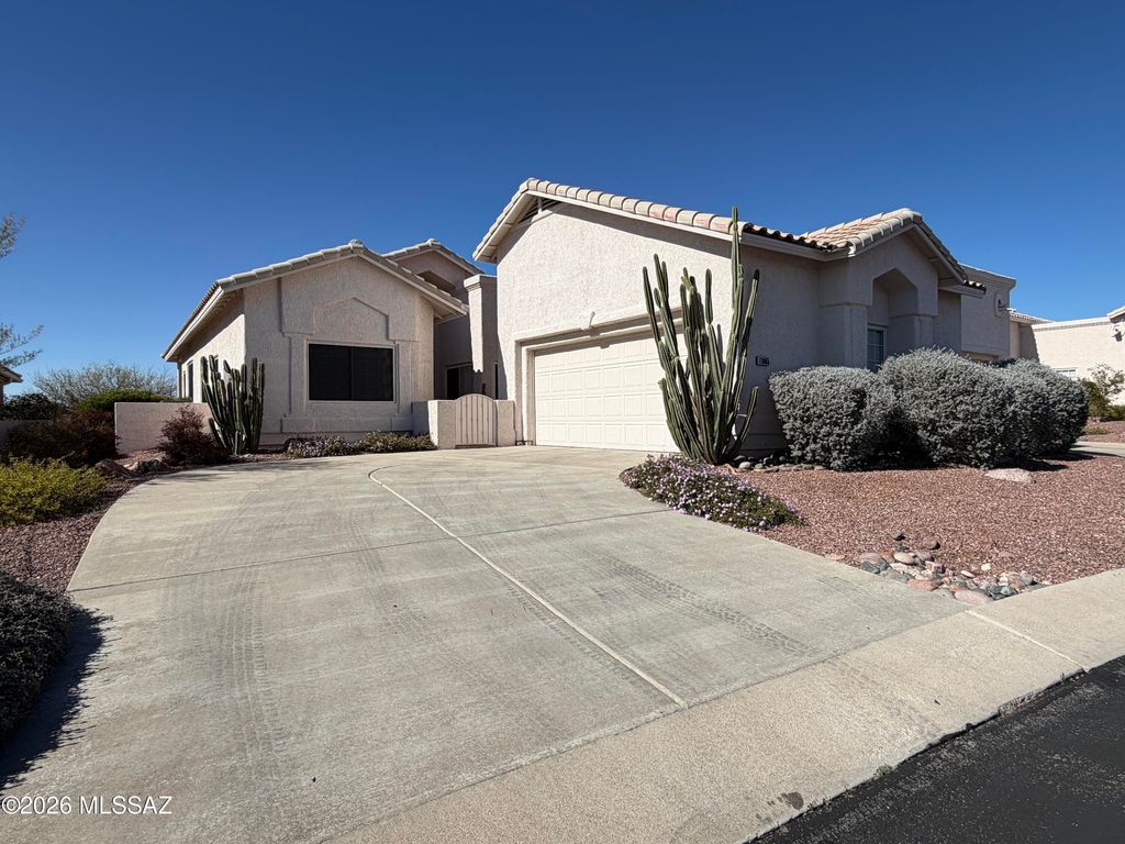 11065 N Lapis Court, Tucson, AZ 85737
