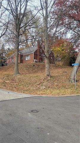 109 Lavern, Penn Hills, PA 15235