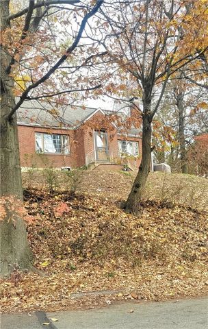 109 Lavern, Penn Hills, PA 15235