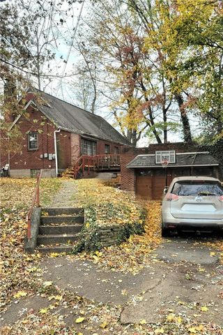 109 Lavern, Penn Hills, PA 15235