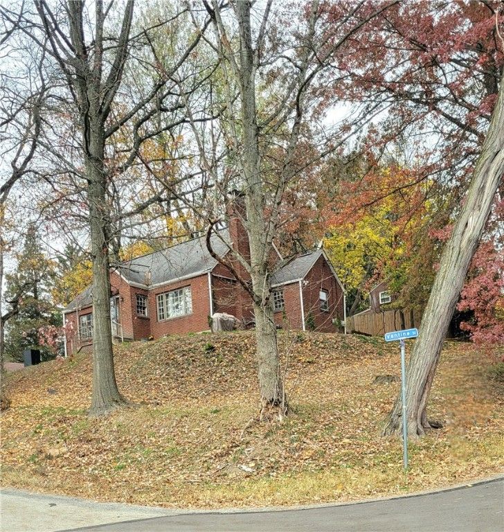 109 Lavern, Penn Hills, PA 15235