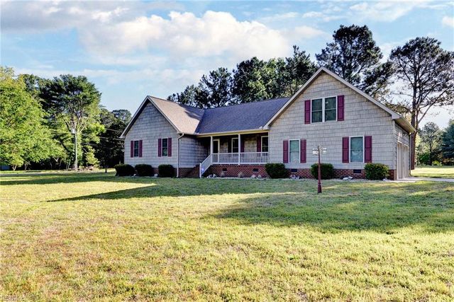 42 Gurwen DR, Smithfield, VA 23430