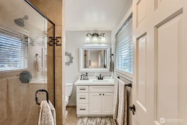 18927 SE 42nd Place, Issaquah, WA 98027