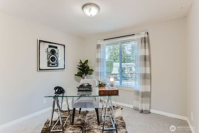 18927 SE 42nd Place, Issaquah, WA 98027