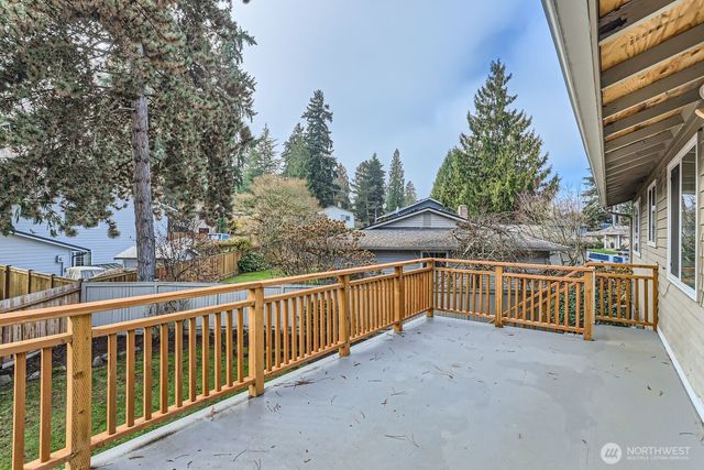 18927 SE 42nd Place, Issaquah, WA 98027