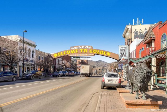 317 Sunshine Parkway, Golden, CO 80403