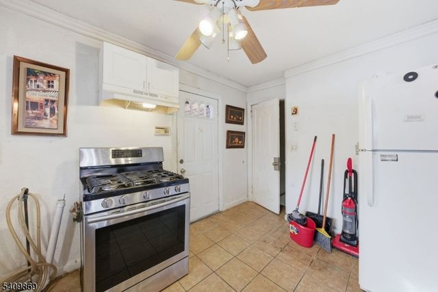 1067 Julia St, Teaneck Twp., NJ 07666