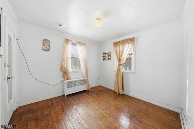 1067 Julia St, Teaneck Twp., NJ 07666