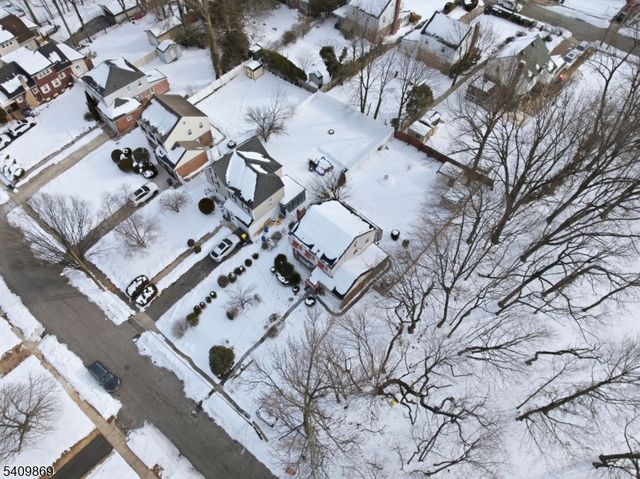 1067 Julia St, Teaneck Twp., NJ 07666