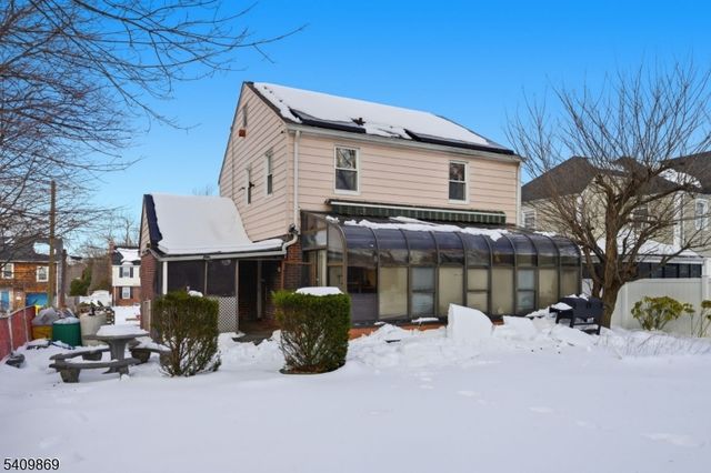 1067 Julia St, Teaneck Twp., NJ 07666