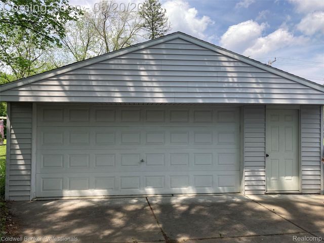 7101 Reber Drive, Shelby Charter Township, MI 48317