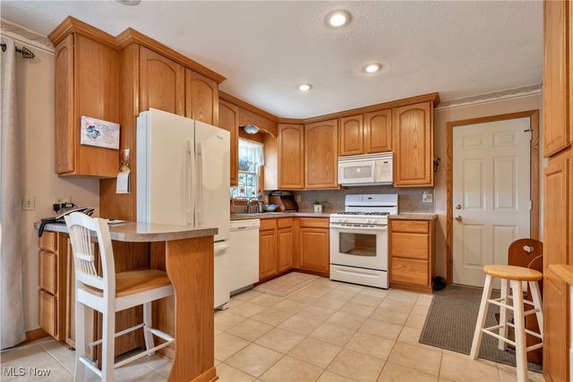 7709 Brownwood Avenue NW, Canal Fulton, OH 44614