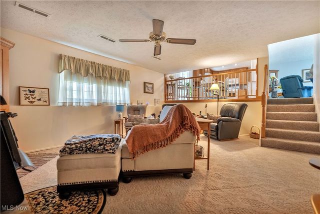 7709 Brownwood Avenue NW, Canal Fulton, OH 44614