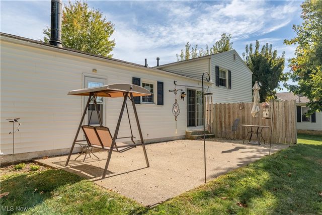 7709 Brownwood Avenue NW, Canal Fulton, OH 44614