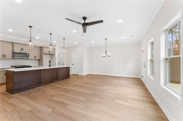 543 Feldspar Way, Lawrenceville, GA 30043