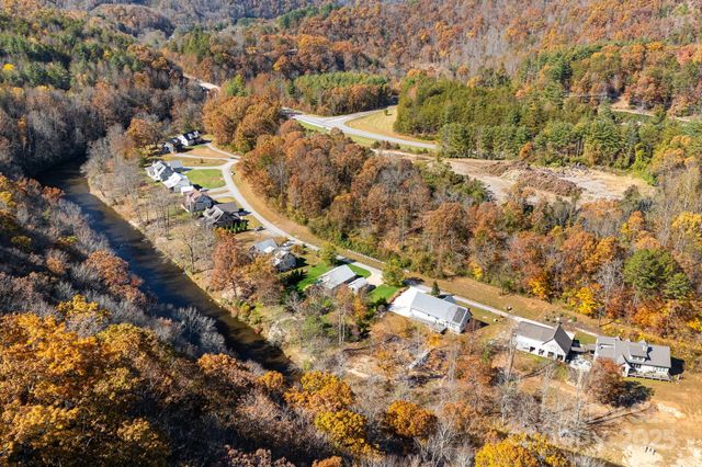 124 Light Waters Drive, Cullowhee, NC 28723