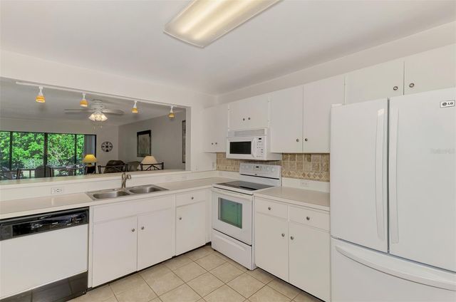 129 WILD PALM DRIVE D, Bradenton, FL 34210