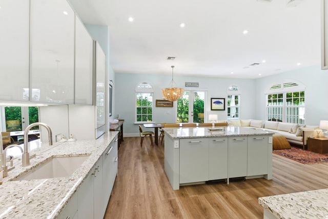 2628 NE 9th Avenue 2, Wilton Manors, FL 33334