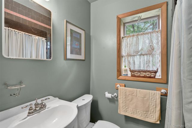 41 Penny Lane, Highland, NY 12528