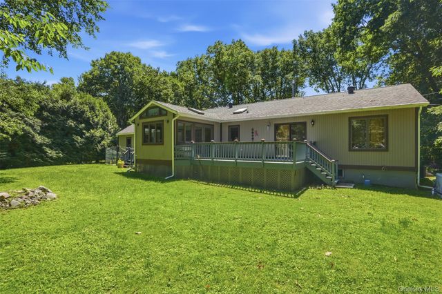 41 Penny Lane, Highland, NY 12528