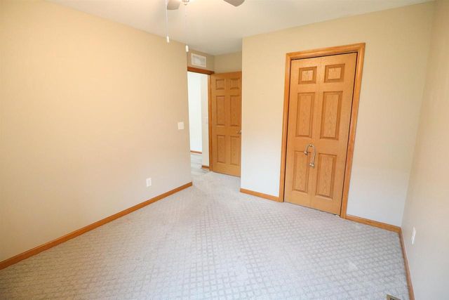 3105 Beth Lane, Holmen, WI 54636