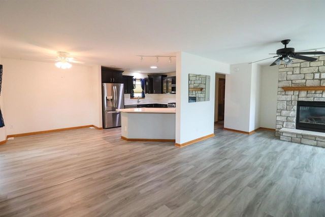3105 Beth Lane, Holmen, WI 54636