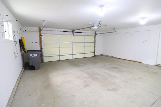 3105 Beth Lane, Holmen, WI 54636