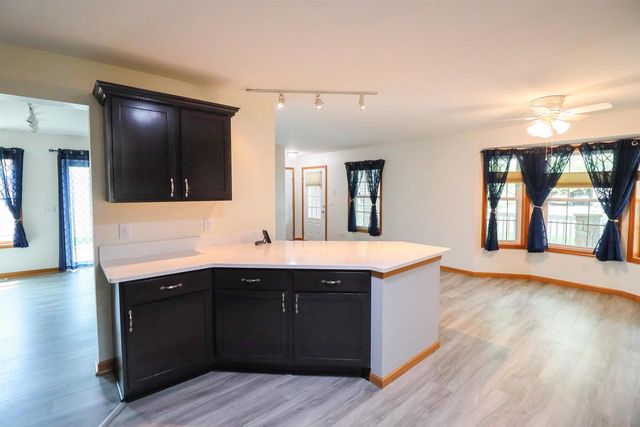 3105 Beth Lane, Holmen, WI 54636