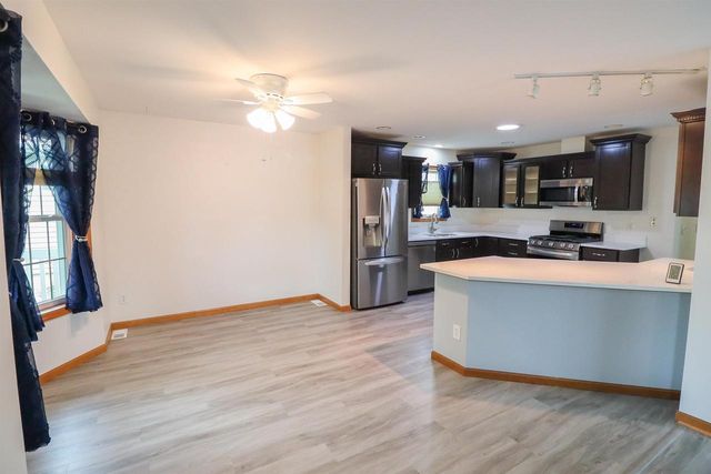 3105 Beth Lane, Holmen, WI 54636