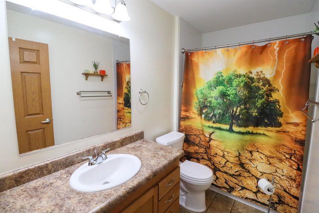 3105 Beth Lane, Holmen, WI 54636