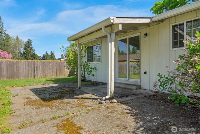 5709 91st Place NE, Marysville, WA 98270