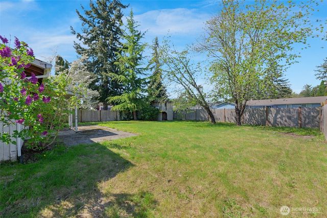 5709 91st Place NE, Marysville, WA 98270