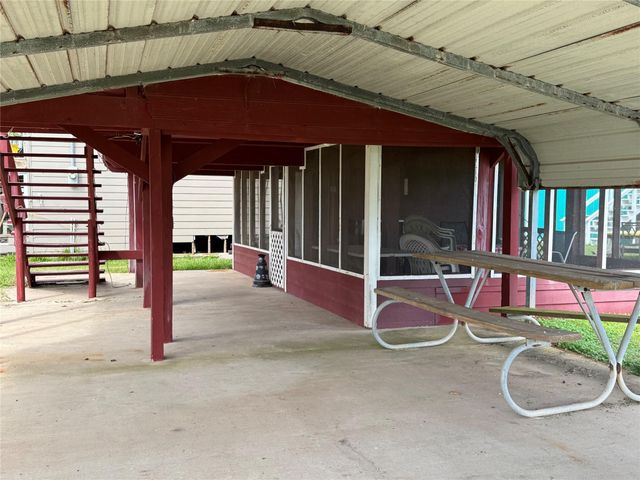 441 Cr-441f, Brazoria, TX 77422