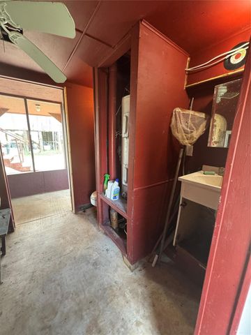 441 Cr-441f, Brazoria, TX 77422