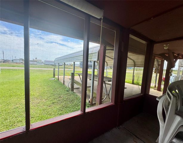 441 Cr-441f, Brazoria, TX 77422