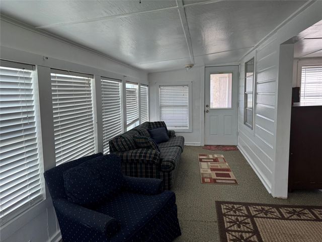 441 Cr-441f, Brazoria, TX 77422