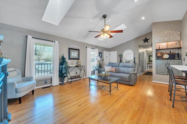 728 HARRISON AVE, Salem, VA 24153