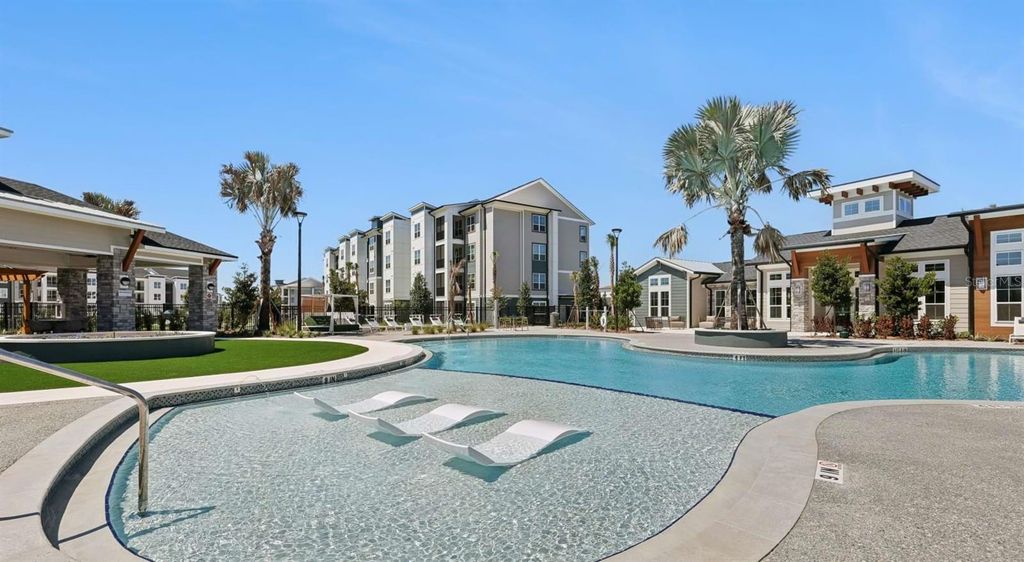 1305 FARKLEBERRY LANE B2, Davenport, FL 33896