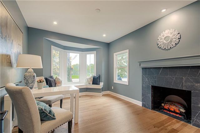 4113 W 67th Street, Prairie Village, KS 66208