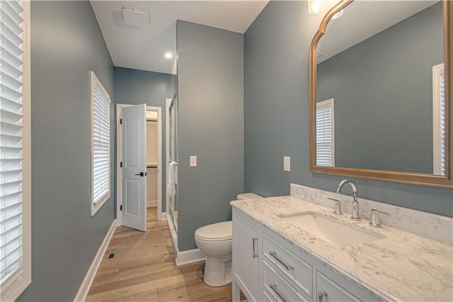 4113 W 67th Street, Prairie Village, KS 66208
