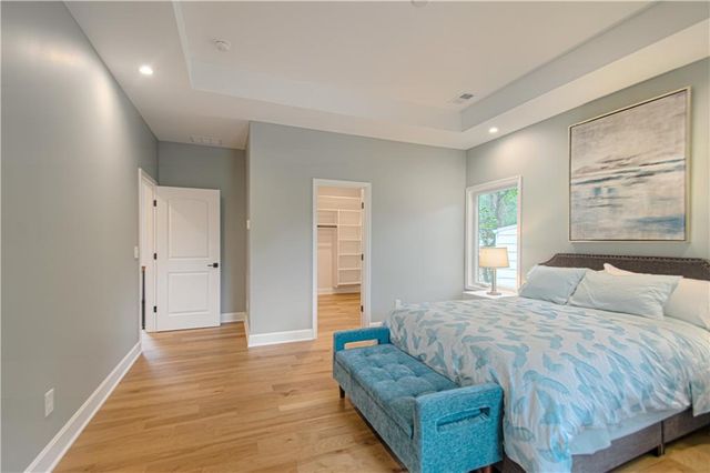 4113 W 67th Street, Prairie Village, KS 66208